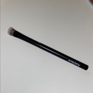 Sisley Paris eyeshadow shade brush